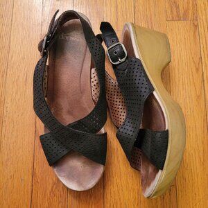 Dansko JACINDA Perforated Leather Sandals 41 Black Tan Wedge Open Toe 10.5 11